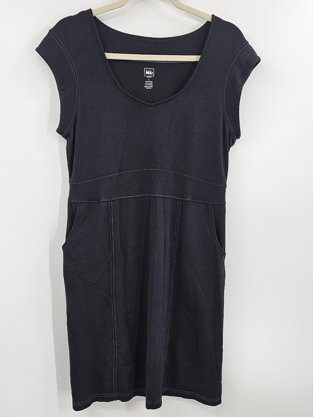 REI Gray Athletic Dress Size Large